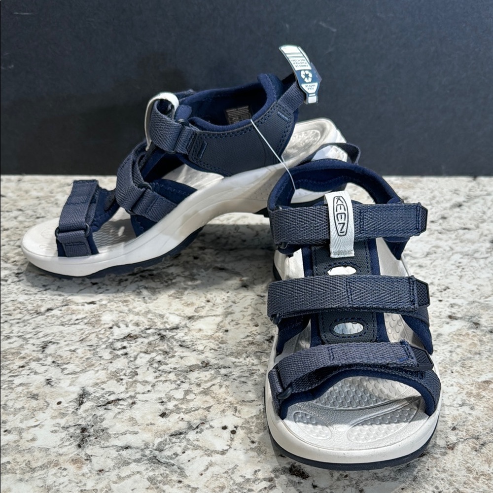 Keen Women's Astoria West Open Toe Sandal. Women’s size 6. NWT.
